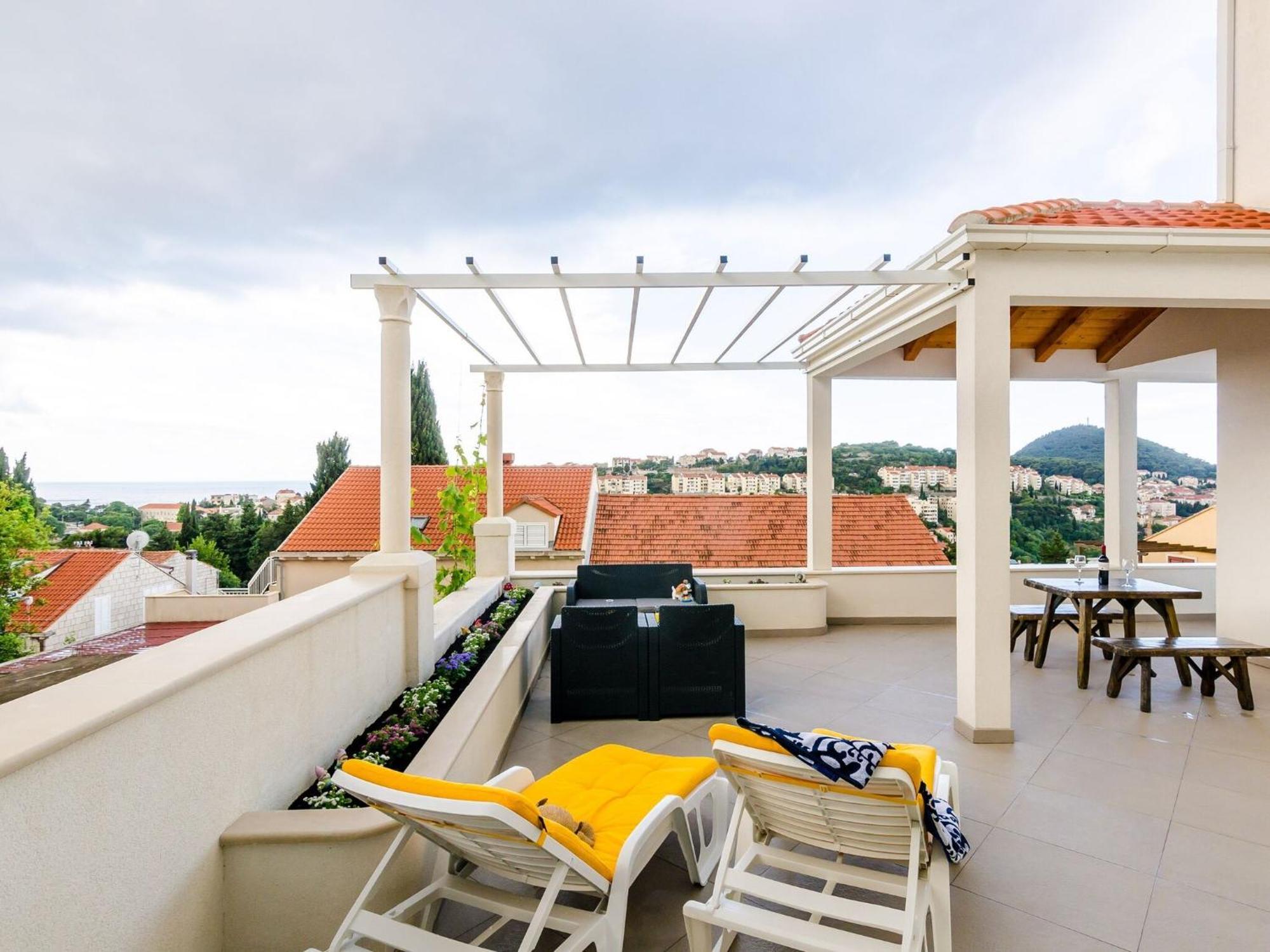 Miracle Apartments - Comfort Studio Apartment With Terrace And City View Dubrovnik Exterior photo